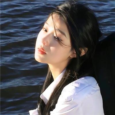 向下扭曲